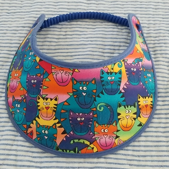 Accessories - Cat sun visor